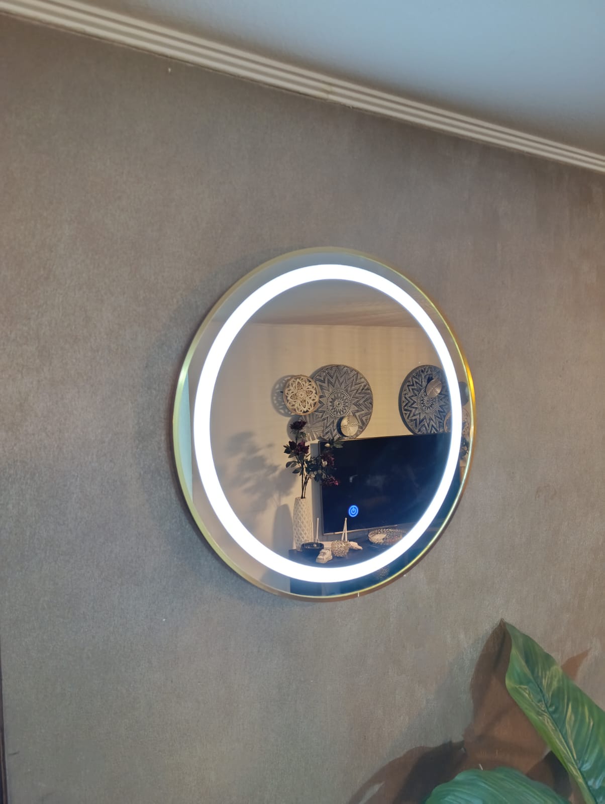 2195 ESPEJO TOUCH LED 60 CM Ø CIRCULAR MARCO METAL CEPILLADO DORADO (4)