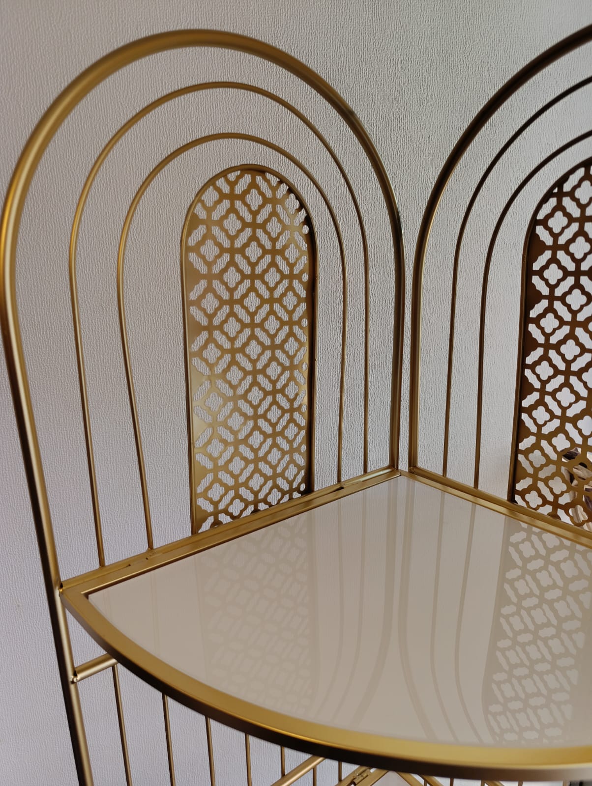 1035 REPISA ESTANTE ESQUINERO METAL DORADO ARABIAN 155X50X30 (4)